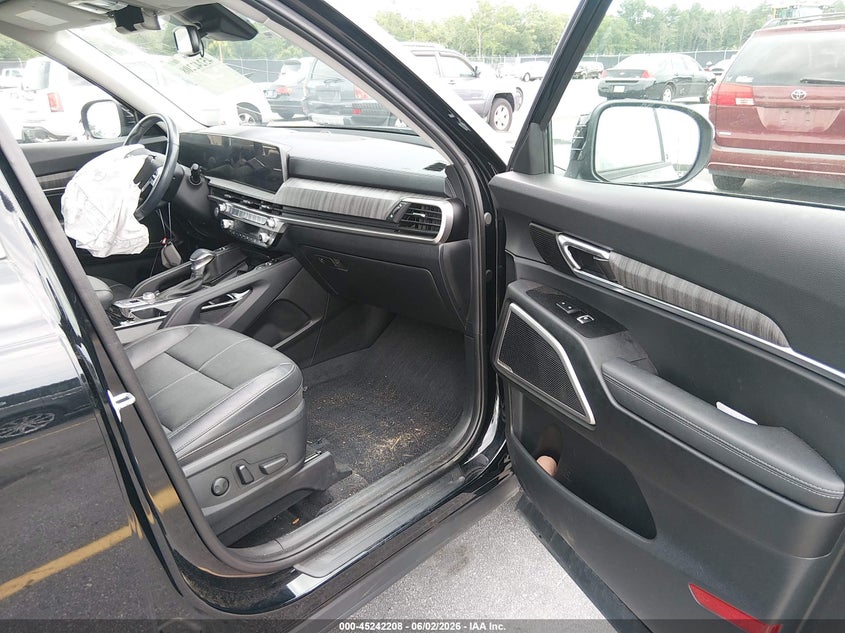 2024 Kia Telluride VIN 5XYP34GC9RG482150 IAAI salvage auction — LEFT FRONT, Salvage Title, sold $11,275 on 2026-07-29 (photo 5)