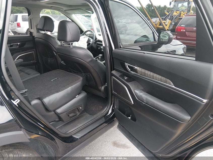 2024 Kia Telluride VIN 5XYP34GC9RG482150 IAAI salvage auction — LEFT FRONT, Salvage Title, sold $11,275 on 2026-07-29 (photo 8)
