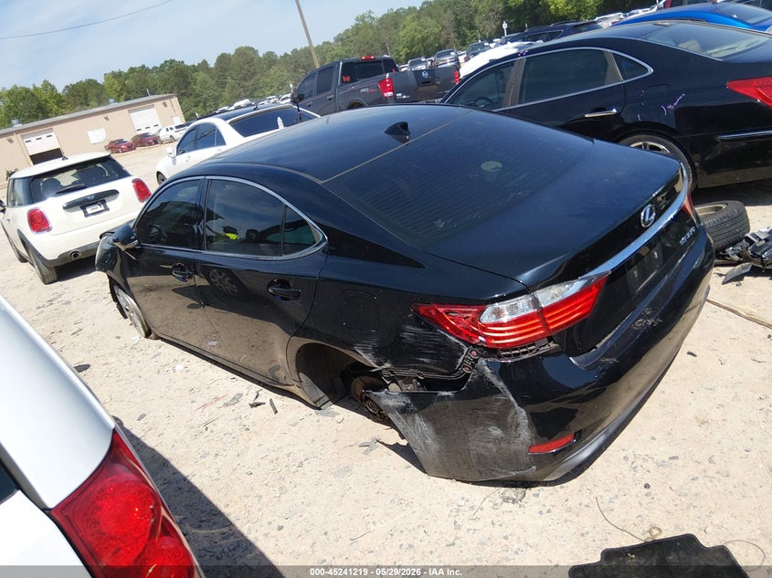 2015 Lexus ES VIN JTHBK1GG4F2202590 IAAI salvage auction — LEFT & RIGHT, Salvage Title, sold $1,950 on 2026-07-20 (photo 3)