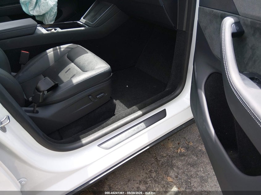 2026 Tesla Model y VIN 7SAYGDEE0TA484199 IAAI salvage auction — FRONT END, Salvage Title, sold $16,600 on 2026-07-23 (photo 5)