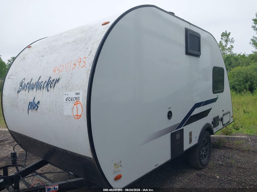 2022 Braxton creek Bushwhacker VIN 7HFB1KE17N17Y7584 IAAI salvage auction — WATER/FLOOD, Scrap (Michigan), sold $175 on 2026-07-29 (photo 2)