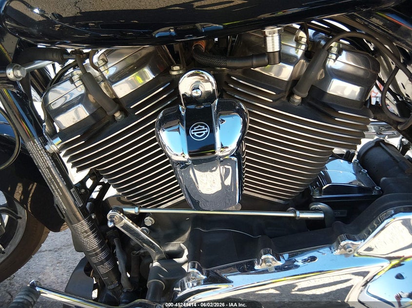 2019 Harley-davidson Electra glide VIN 1HD1FVC22KB676680 IAAI salvage auction — FRONT END, Salvage Title, sold $3,650 on 2026-07-07 (photo 8)