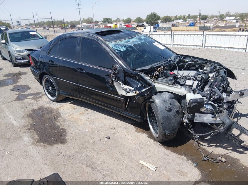 2006 Mercedes-benz C-klasse amg VIN WDBRF76J46F771676 IAAI salvage auction — ROLLOVER, Salvage (New Mexico), sold $225 on 2026-07-06 (photo 1)