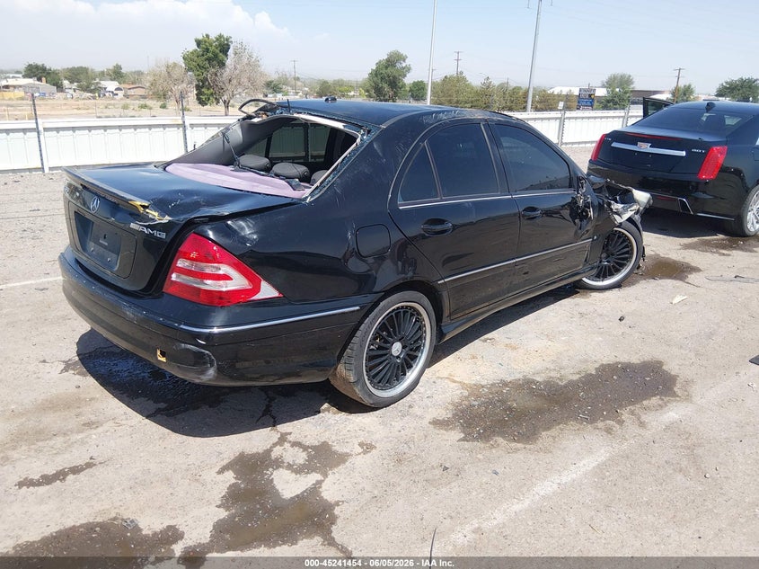 2006 Mercedes-benz C-klasse amg VIN WDBRF76J46F771676 IAAI salvage auction — ROLLOVER, Salvage (New Mexico), sold $225 on 2026-07-06 (photo 4)