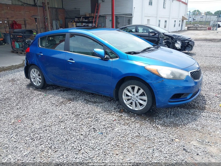 2014 Kia Forte VIN KNAFX5A8XE5172311 IAAI salvage auction — FRONT & REAR, Salvage (North Carolina), sold $375 on 2026-07-31 (photo 1)