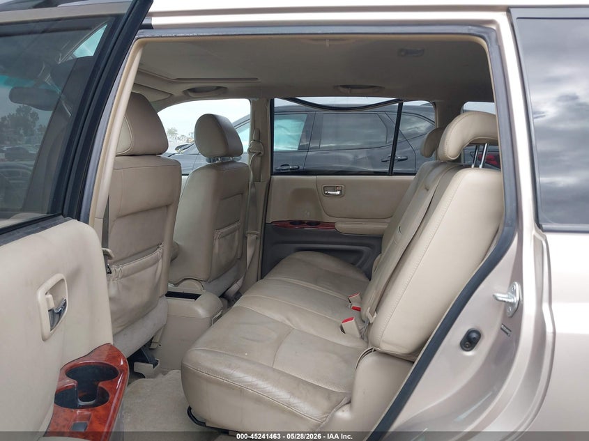 2004 Toyota Highlander VIN JTEDP21A740034938 IAAI salvage auction — RIGHT SIDE, Salvage (California), sold $600 on 2026-07-16 (photo 8)