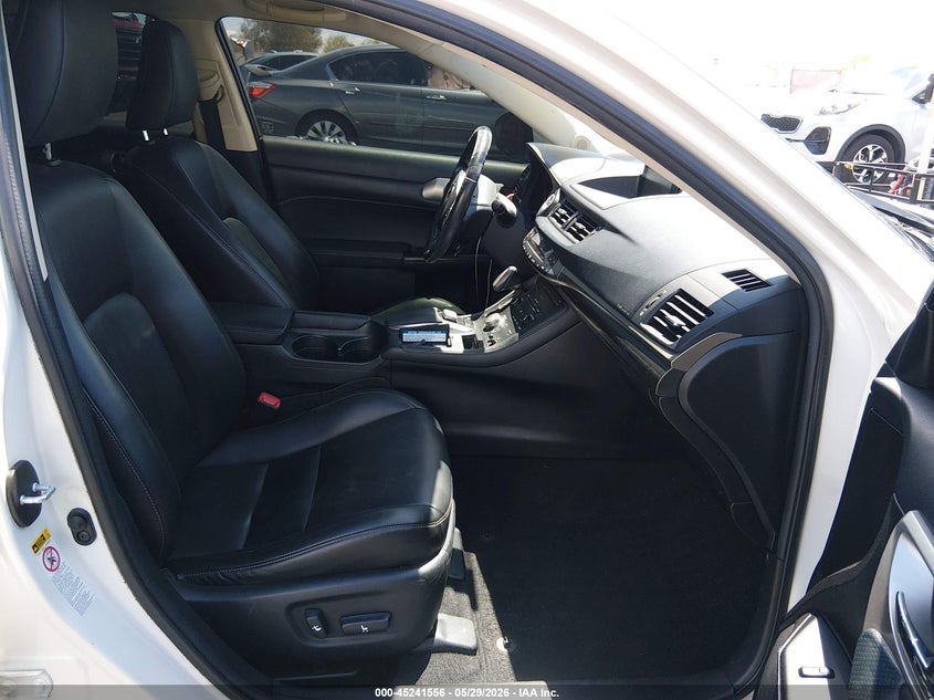 2015 Lexus Ct VIN JTHKD5BH4F2248521 IAAI salvage auction — REAR END, Salvage (Nevada), sold $3,550 on 2026-07-31 (photo 5)