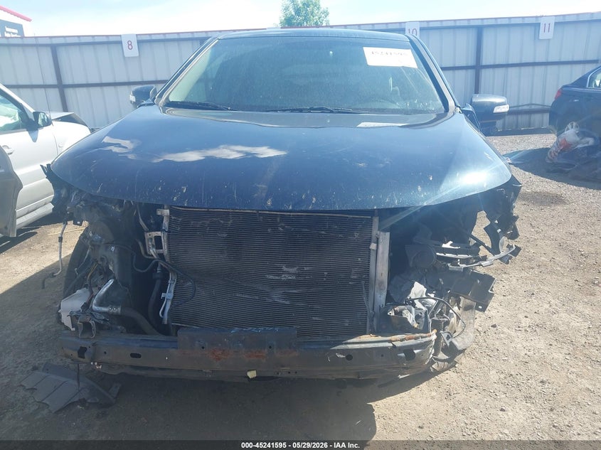 2013 Kia Sorento VIN 5XYKT3A18DG402275 IAAI salvage auction — FRONT & REAR, Bill Of Sale (Washington), sold $575 on 2026-07-07 (photo 6)