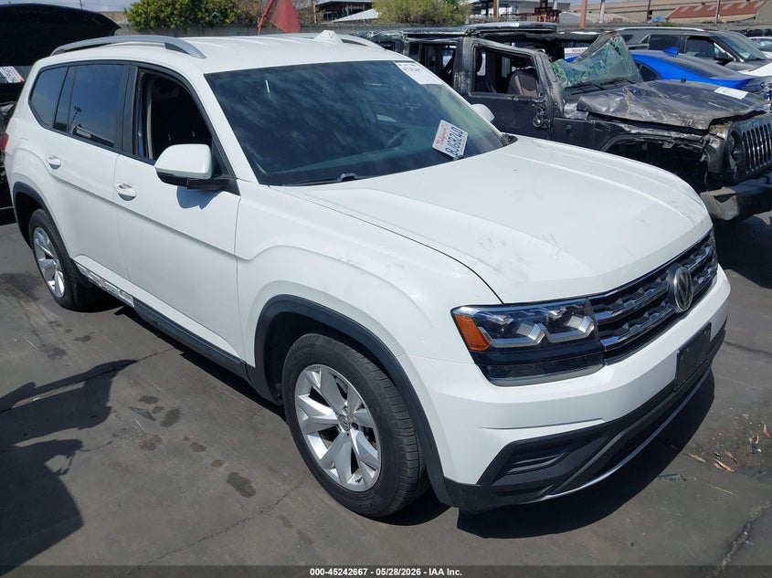 2019 Volkswagen Atlas VIN 1V2AP2CA2KC515548 IAAI salvage auction — SIDE, Salvage Title, sold $3,550 on 2026-07-29 (photo 1)
