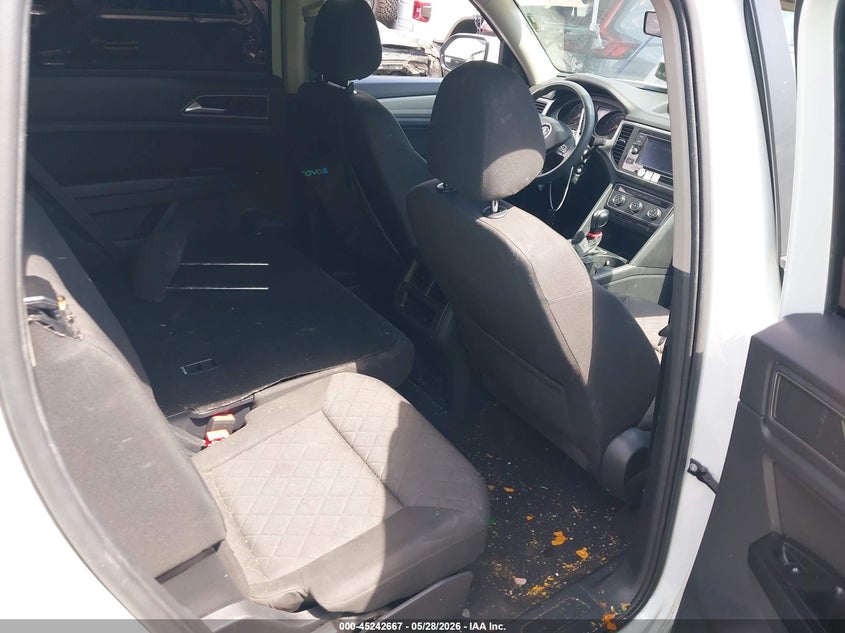 2019 Volkswagen Atlas VIN 1V2AP2CA2KC515548 IAAI salvage auction — SIDE, Salvage Title, sold $3,550 on 2026-07-29 (photo 8)