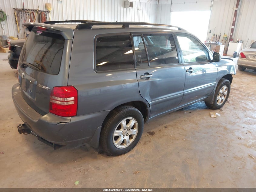 2003 Toyota Highlander VIN JTEHF21A930136440 IAAI salvage auction — NORMAL WEAR, Clear (Michigan), sold $700 on 2026-07-07 (photo 4)