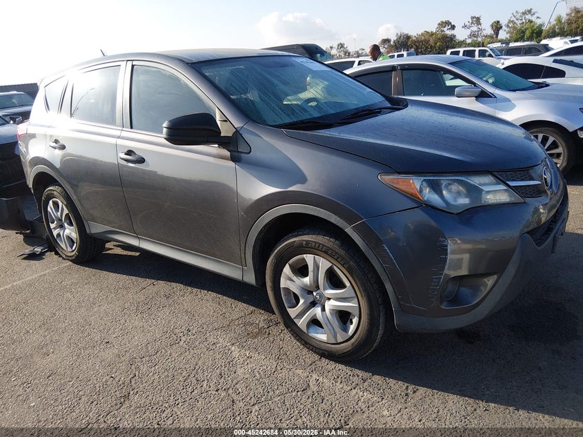 2015 Toyota Rav 4 VIN JTMZFREVXFJ047490 IAAI salvage auction — REAR END, Salvage Title, sold $4,500 on 2026-07-16 (photo 1)