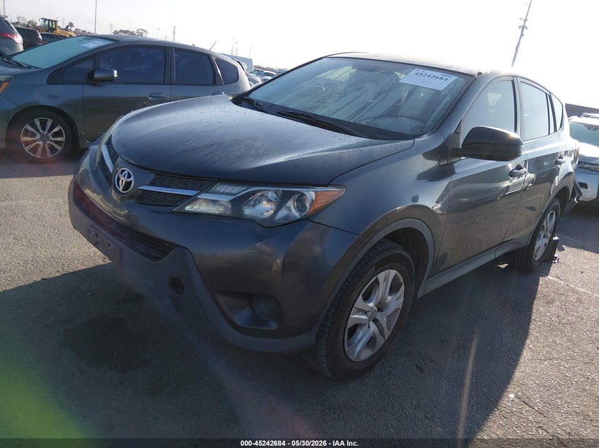2015 Toyota Rav 4 VIN JTMZFREVXFJ047490 IAAI salvage auction — REAR END, Salvage Title, sold $4,500 on 2026-07-16 (photo 2)