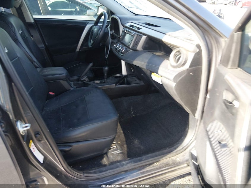 2015 Toyota Rav 4 VIN JTMZFREVXFJ047490 IAAI salvage auction — REAR END, Salvage Title, sold $4,500 on 2026-07-16 (photo 5)