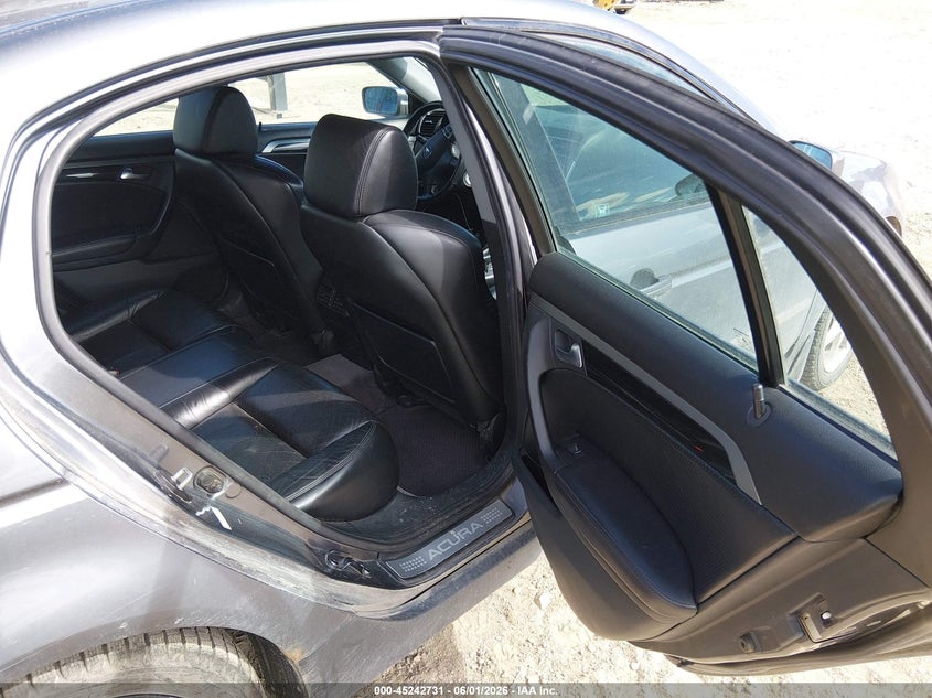 2005 Acura Tl VIN 19UUA66275A082466 IAAI salvage auction — NORMAL WEAR, Original (Alaska), sold $350 on 2026-07-24 (photo 8)
