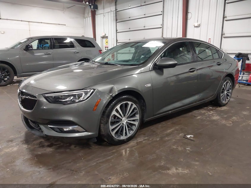 2018 Buick Regal VIN W04GN6SX6J1124003 IAAI salvage auction — FRONT & REAR, Salvage (Iowa), sold $2,000 on 2026-07-07 (photo 2)