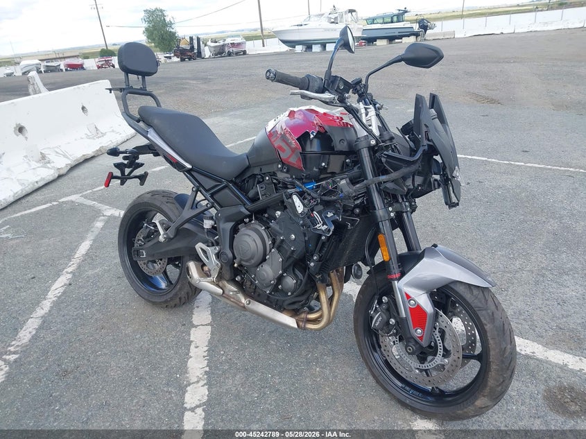 2025 Triumph motorcycle Tiger VIN SMTL22U1XSTCF5696 IAAI salvage auction — FRONT END, Salvage (California), sold $3,250 on 2026-07-29 (photo 1)