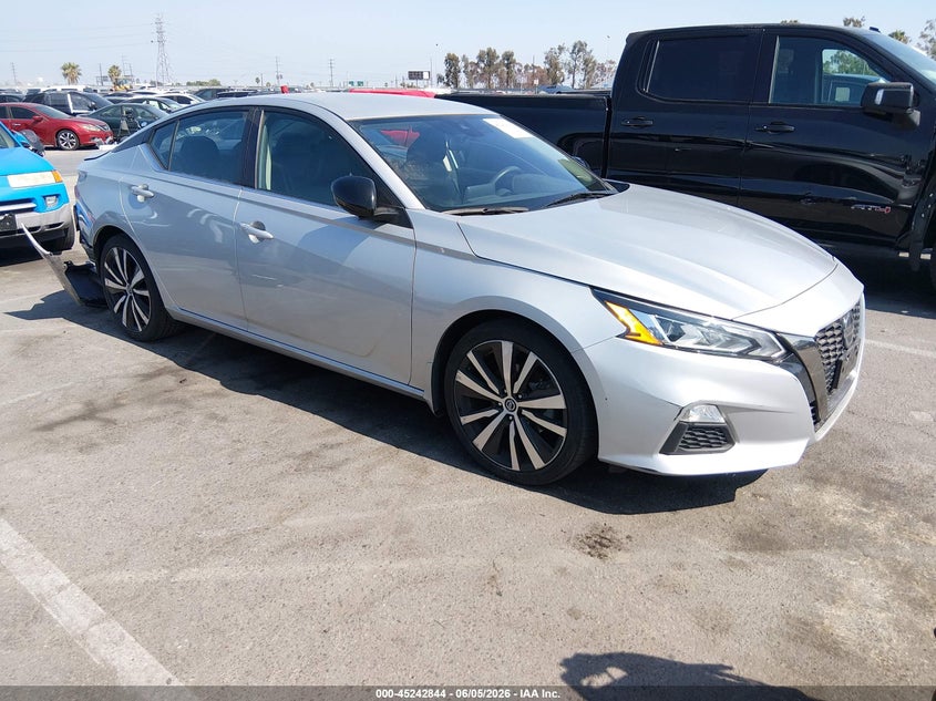 2022 Nissan Altima VIN 1N4BL4CV1NN377726 IAAI salvage auction — REAR END, Salvage Title, sold $5,600 on 2026-07-09 (photo 1)