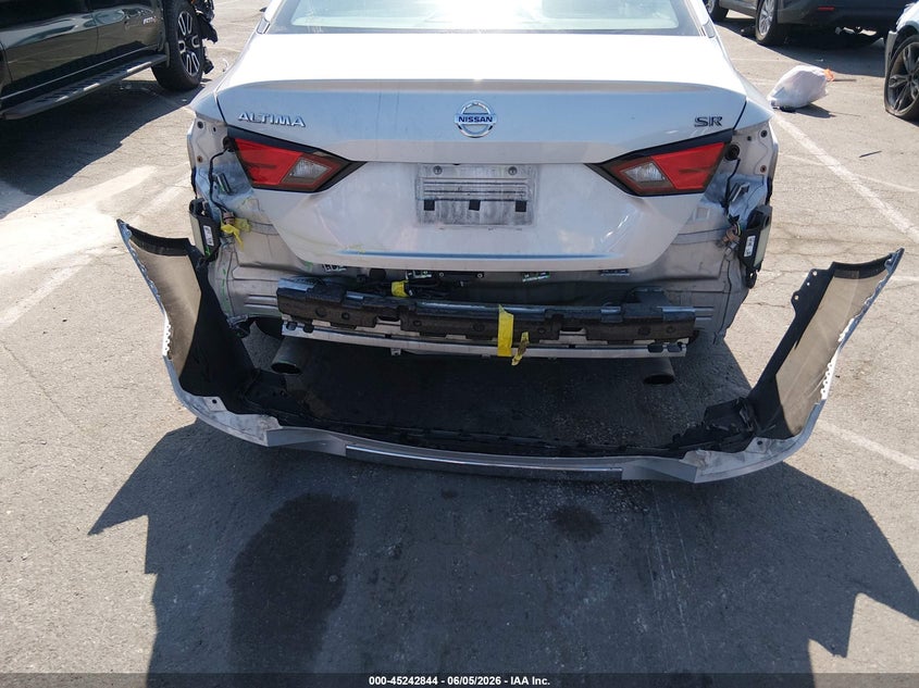 2022 Nissan Altima VIN 1N4BL4CV1NN377726 IAAI salvage auction — REAR END, Salvage Title, sold $5,600 on 2026-07-09 (photo 6)