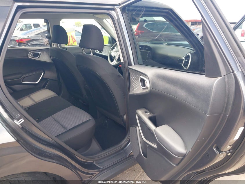 2022 Kia Soul VIN KNDJ23AU1N7802072 IAAI salvage auction — FRONT END, Salvage Title, sold $2,400 on 2026-07-14 (photo 8)