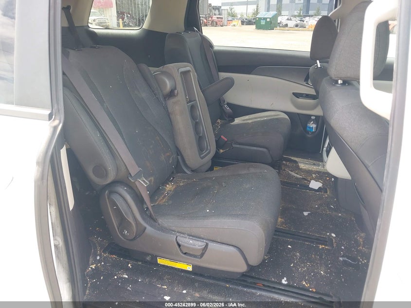 2022 Kia Carnival VIN KNDNB4H3XN6082698 IAAI salvage auction — REAR END, Salvage Title, sold $8,325 on 2026-07-07 (photo 8)