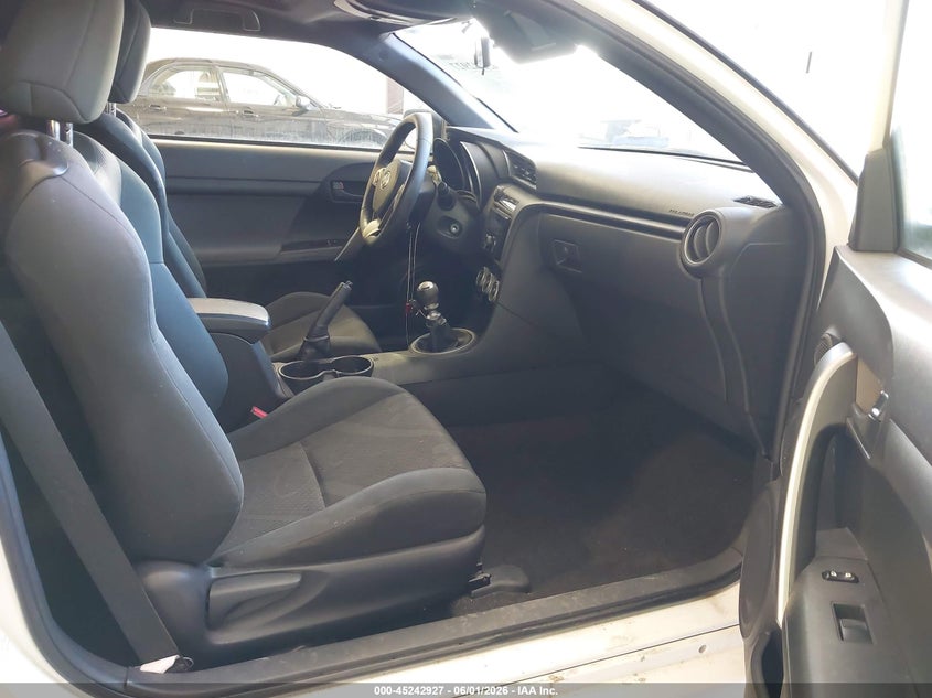 2013 Scion Tc VIN JTKJF5C72D3063641 IAAI salvage auction — RIGHT FRONT, Salvage Title, sold $275 on 2026-07-20 (photo 5)