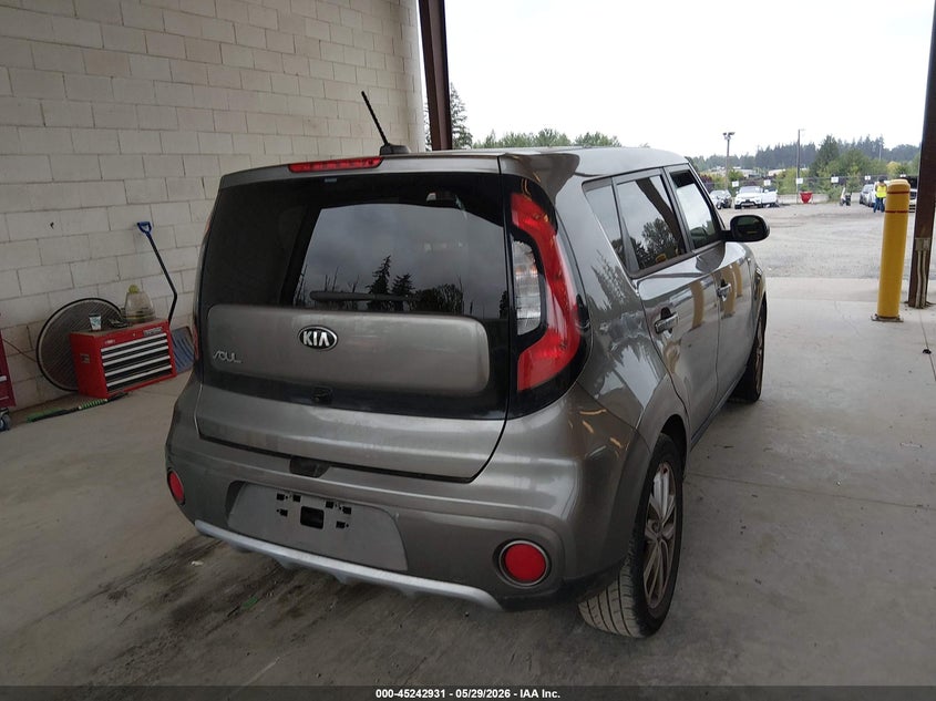 2017 Kia Soul VIN KNDJP3A51H7477907 IAAI salvage auction — LEFT & RIGHT, Salvage Title, sold $475 on 2026-07-15 (photo 4)