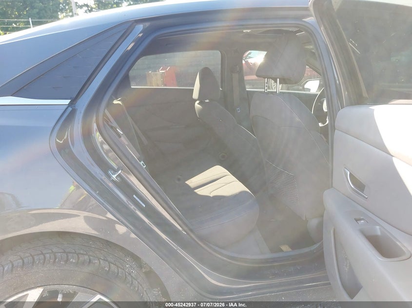 2024 Hyundai Elantra VIN KMHLS4DG0RU680697 IAAI salvage auction — NORMAL WEAR, Clear (Missouri), sold $5,300 on 2026-07-20 (photo 8)