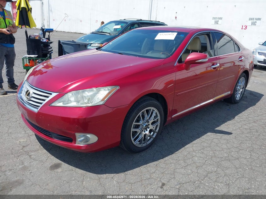 2010 Lexus ES VIN JTHBK1EG1A2347422 IAAI salvage auction — SIDE, Salvage (Oregon), sold $875 on 2026-07-09 (photo 2)