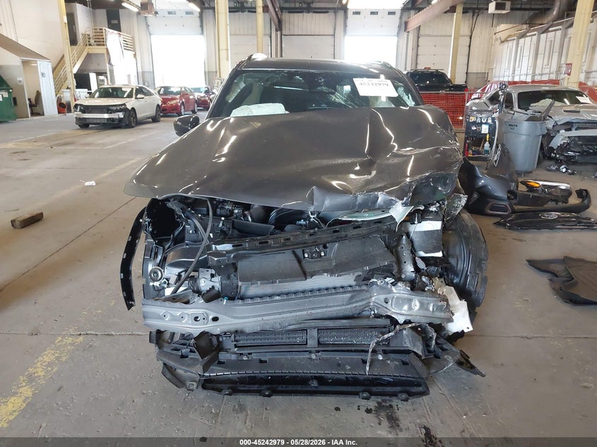 2025 Subaru Forester VIN JF2SLDHC6SH498345 IAAI salvage auction — FRONT & REAR, Salvage Title, sold $5,600 on 2026-07-23 (photo 6)
