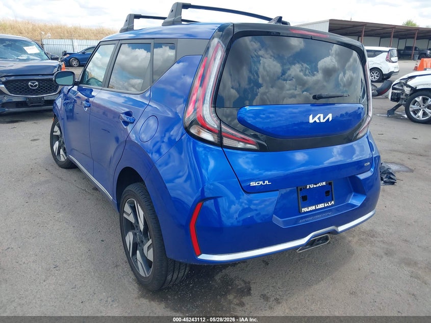 2023 Kia Soul VIN KNDJ53AU6P7205963 IAAI salvage auction — RIGHT FRONT, Salvage Title, sold $2,800 on 2026-07-15 (photo 3)