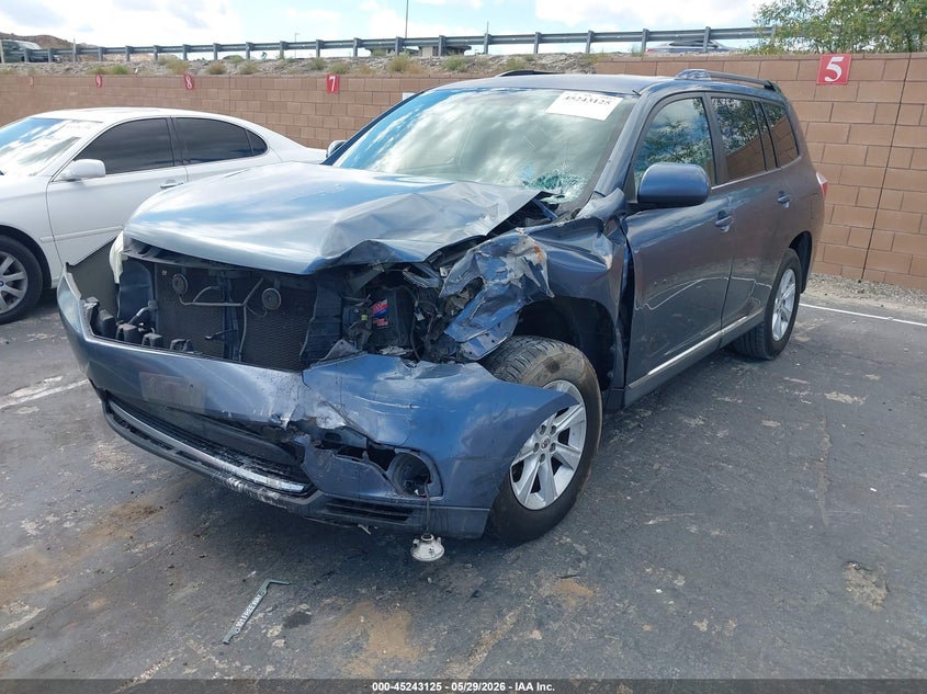 2012 Toyota Highlander VIN 5TDZK3EH8CS089495 IAAI salvage auction — LEFT FRONT, Salvage Title, sold $1,950 on 2026-07-29 (photo 2)