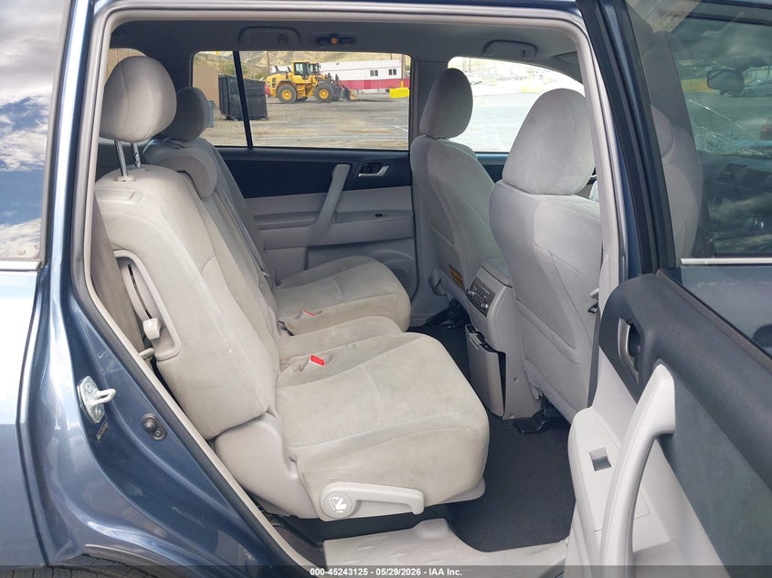 2012 Toyota Highlander VIN 5TDZK3EH8CS089495 IAAI salvage auction — LEFT FRONT, Salvage Title, sold $1,950 on 2026-07-29 (photo 8)