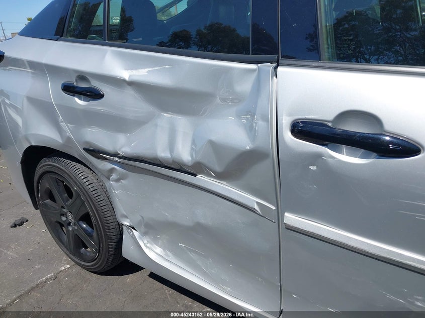 2022 Toyota Prius VIN JTDKAMFU5N3166494 IAAI salvage auction — REAR END, Salvage Title, sold $9,100 on 2026-07-11 (photo 6)
