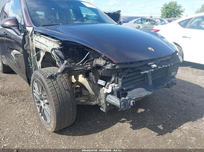 2018 Porsche Cayenne VIN WP1AA2A24JKA02402 IAAI salvage auction — FRONT END, Salvage Title, sold $5,550 on 2026-07-14 (photo 6)