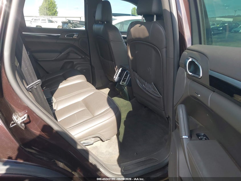 2018 Porsche Cayenne VIN WP1AA2A24JKA02402 IAAI salvage auction — FRONT END, Salvage Title, sold $5,550 on 2026-07-14 (photo 8)