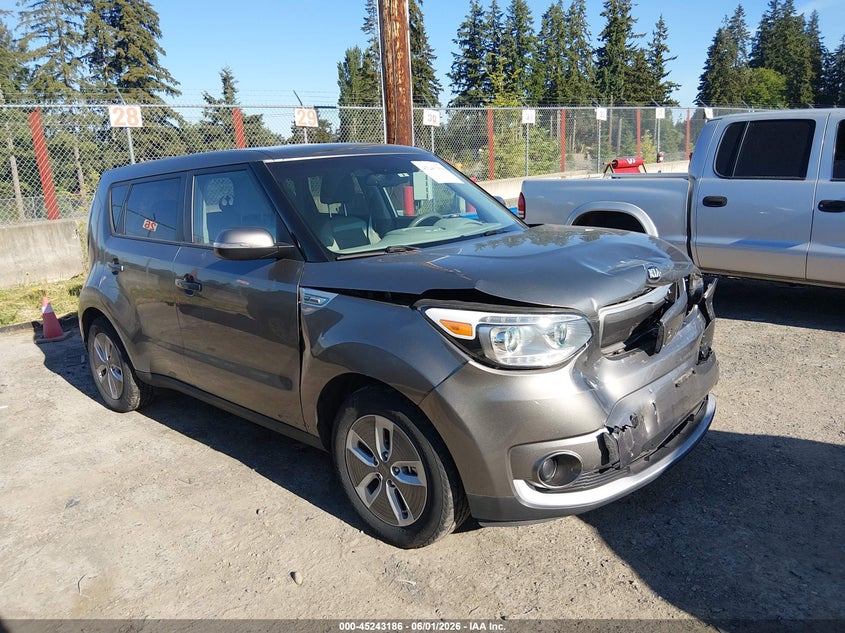 2018 Kia Soul ev + VIN KNDJP3AEXJ7032362 IAAI salvage auction — FRONT & REAR, Salvage Title, sold $725 on 2026-07-16 (photo 1)