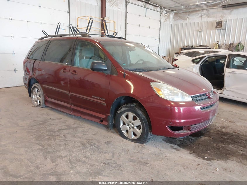 2005 Toyota Sienna VIN 5TDZA23C35S267059 IAAI salvage auction — NORMAL WEAR, Clear (Michigan), sold $925 on 2026-07-21 (photo 1)