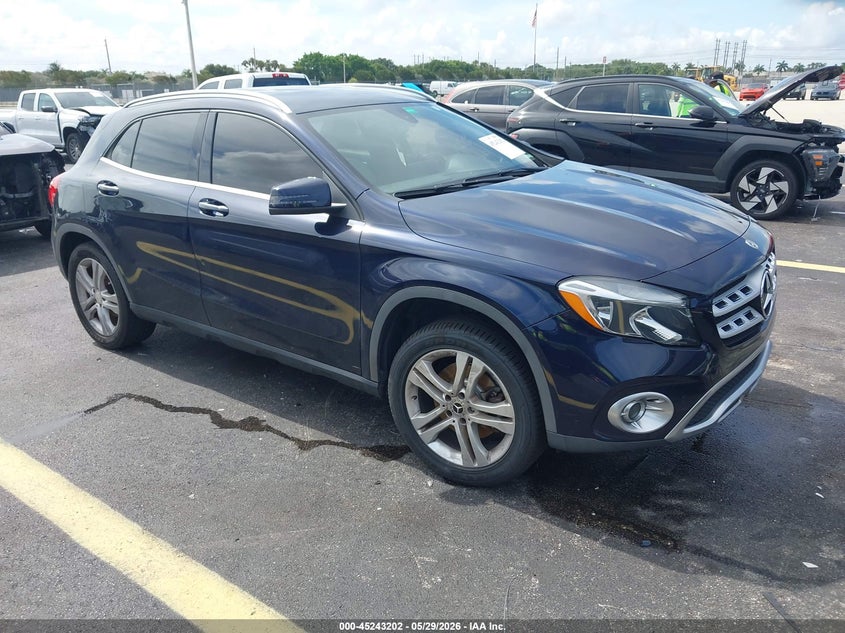 2019 Mercedes-benz Gla-klasse VIN WDCTG4EB5KJ552269 IAAI salvage auction — LEFT SIDE, Salvage Title, sold $3,950 on 2026-07-09 (photo 1)