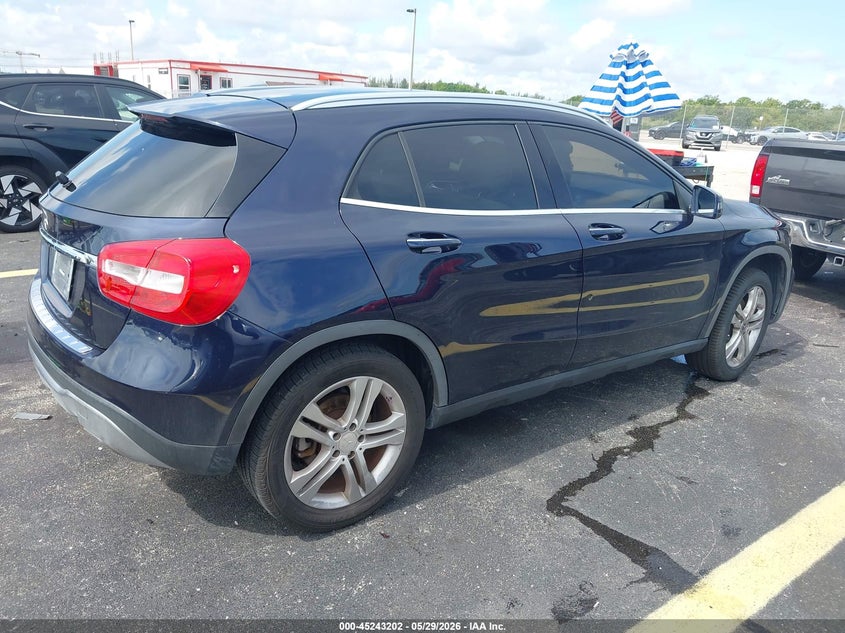 2019 Mercedes-benz Gla-klasse VIN WDCTG4EB5KJ552269 IAAI salvage auction — LEFT SIDE, Salvage Title, sold $3,950 on 2026-07-09 (photo 4)