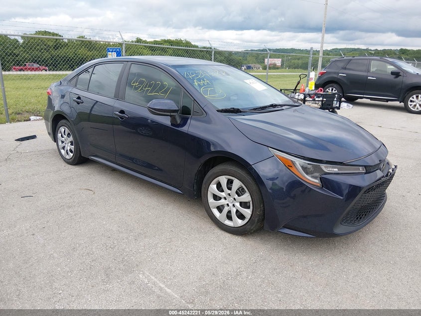 2022 Toyota Corolla VIN 5YFEPMAE3NP290699 IAAI salvage auction — FRONT END, Salvage (Kansas), sold $4,800 on 2026-07-30 (photo 1)