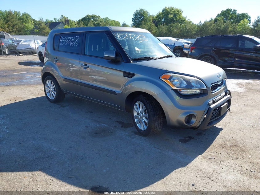 2012 Kia Soul VIN KNDJT2A64C7437439 IAAI salvage auction — FRONT END, Clear (Indiana), sold $300 on 2026-07-07 (photo 1)