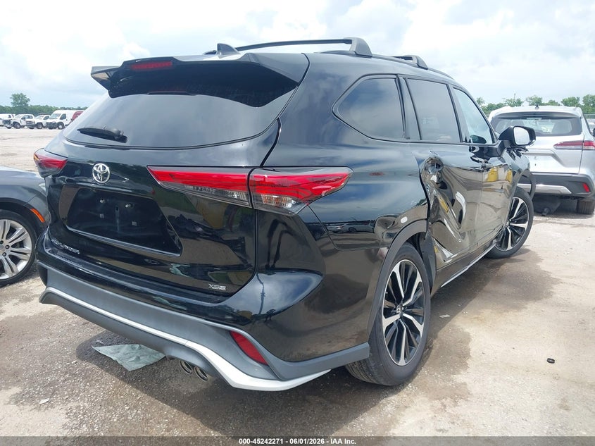 2021 Toyota Highlander VIN 5TDLZRAH6MS065062 IAAI salvage auction — FRONT END, Salvage Title, sold $10,750 on 2026-07-14 (photo 4)