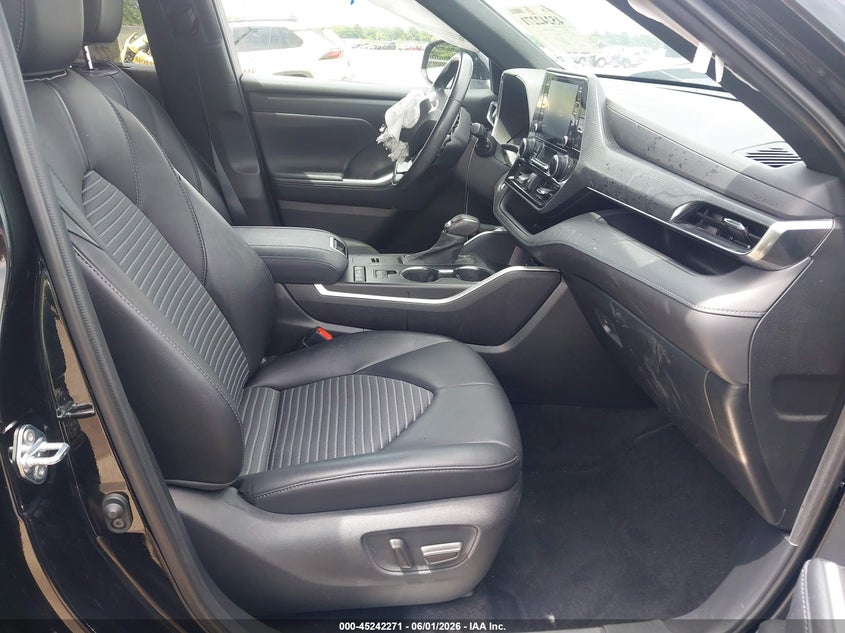 2021 Toyota Highlander VIN 5TDLZRAH6MS065062 IAAI salvage auction — FRONT END, Salvage Title, sold $10,750 on 2026-07-14 (photo 5)