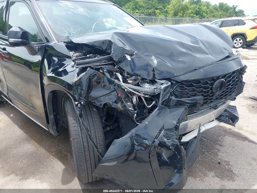 2021 Toyota Highlander VIN 5TDLZRAH6MS065062 IAAI salvage auction — FRONT END, Salvage Title, sold $10,750 on 2026-07-14 (photo 6)