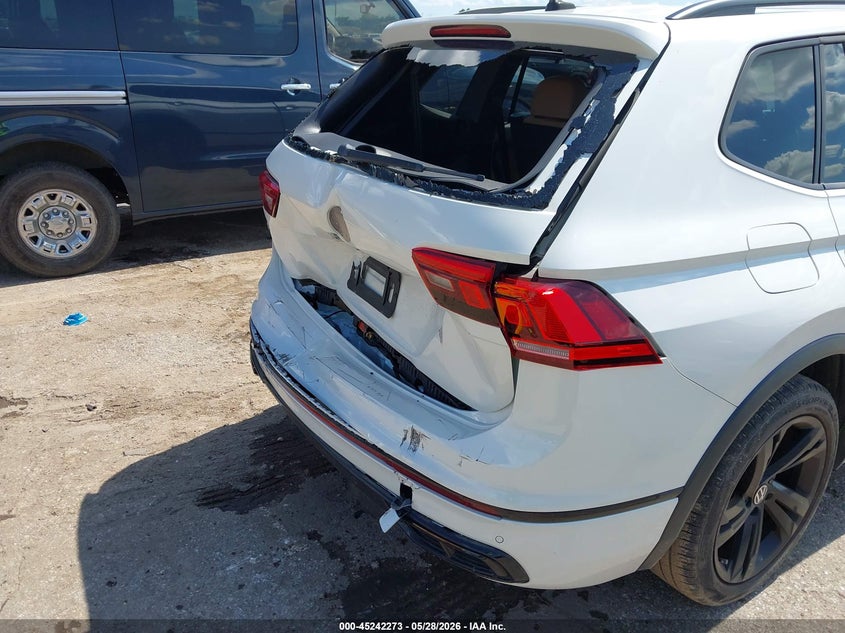 2024 Volkswagen Tiguan VIN 3VVCB7AX5RM006335 IAAI salvage auction — REAR END, Original (Texas), sold $8,800 on 2026-08-14 (photo 6)