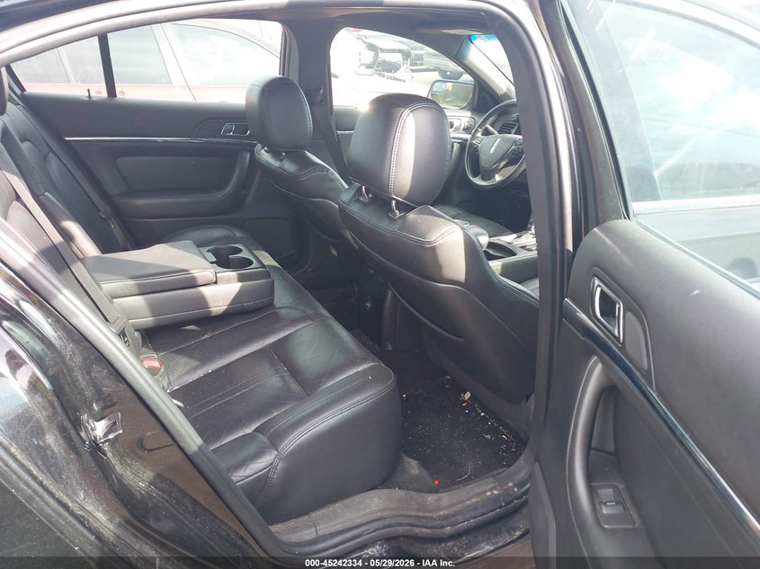 2013 Lincoln Mks VIN 1LNHL9DK7DG601599 IAAI salvage auction — SIDE, Original (Texas), sold $550 on 2026-07-29 (photo 8)