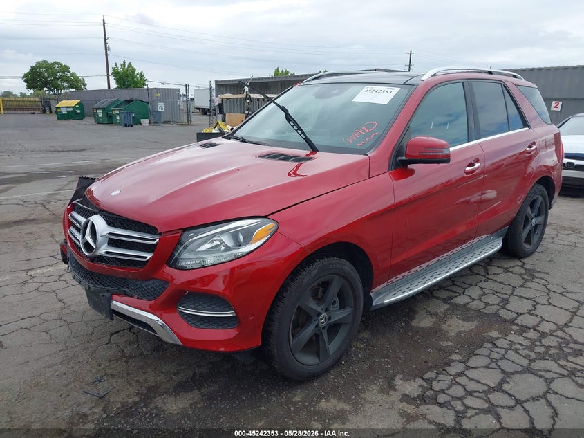 2017 Mercedes-benz VIN 4JGDA5HB0HA918883 IAAI salvage auction — FRONT END, Salvage Title, sold $7,800 on 2026-07-09 (photo 2)