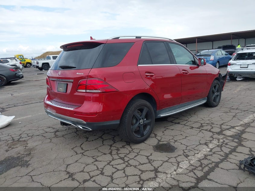 2017 Mercedes-benz VIN 4JGDA5HB0HA918883 IAAI salvage auction — FRONT END, Salvage Title, sold $7,800 on 2026-07-09 (photo 4)