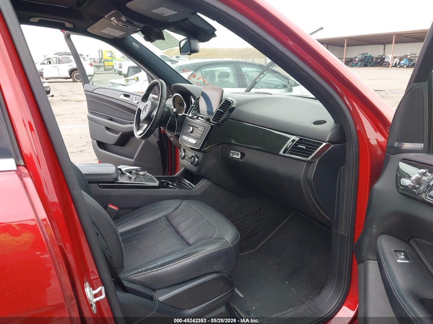 2017 Mercedes-benz VIN 4JGDA5HB0HA918883 IAAI salvage auction — FRONT END, Salvage Title, sold $7,800 on 2026-07-09 (photo 5)